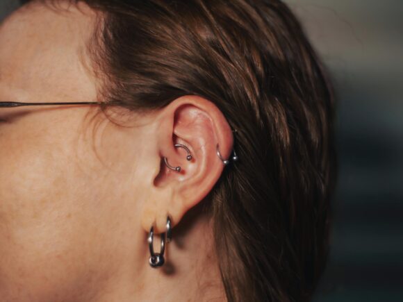 Piercings (4)